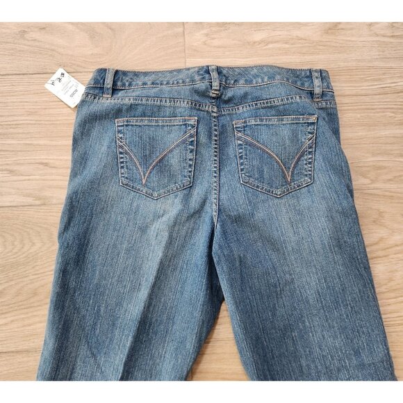 Lane Bryant Venezia Stretch Flare Jeans Boho Blue Womens Size 2 Petite NEW NWT - Picture 4 of 11